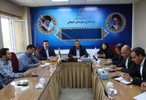 فرمانداری کمیجان پای کار بیمه اجتماعی کشاورزان و روستائیان