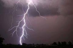 مرگ جوان کمیجانی بر اثر برخورد صاعقه