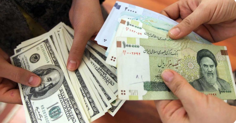 پیش‌بینی آیندۀ نرخ دلار/ آیا قیمت دلار افزایش پیدا می کند؟