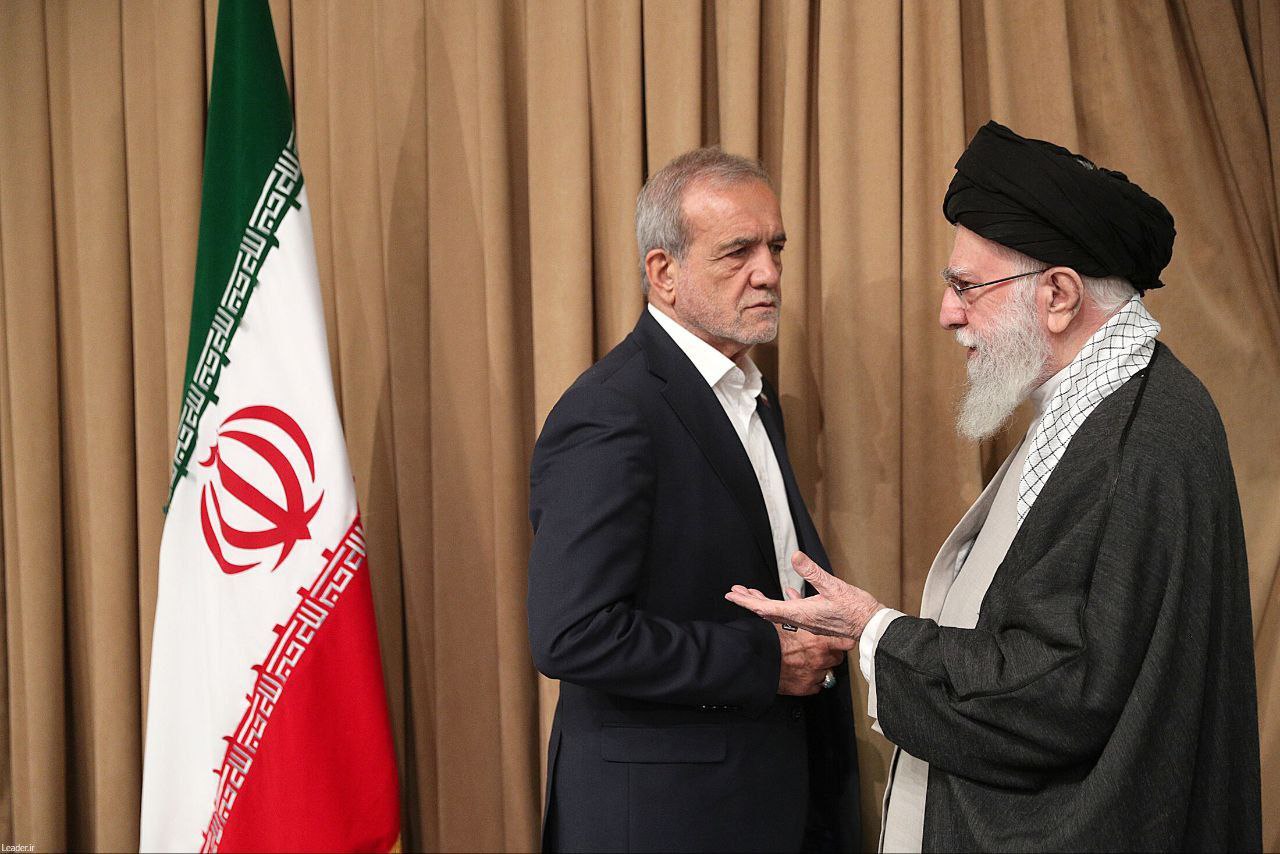 افشاگری آیت‌الله خامنه‌ای از طرح دشمن در دوران پساجنگ