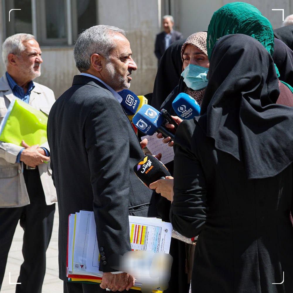 وزیر آموزش‌وپرورش: کمک اجباری به مدرسه را اعلام کنید، برخورد می‌کنم