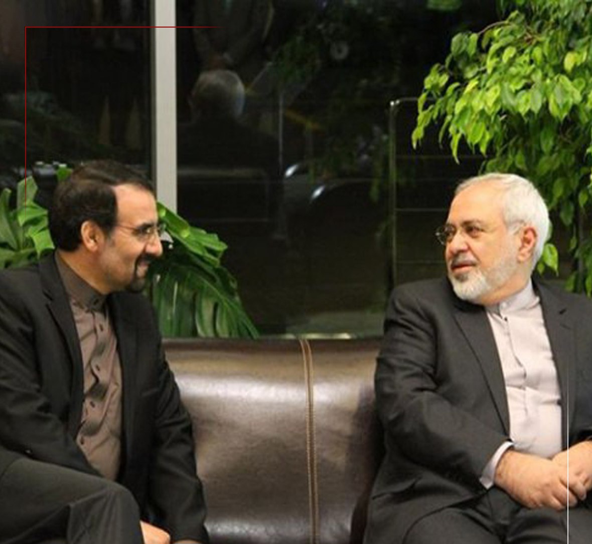 توطئه علیه دولت از درون دفتر دولت؟