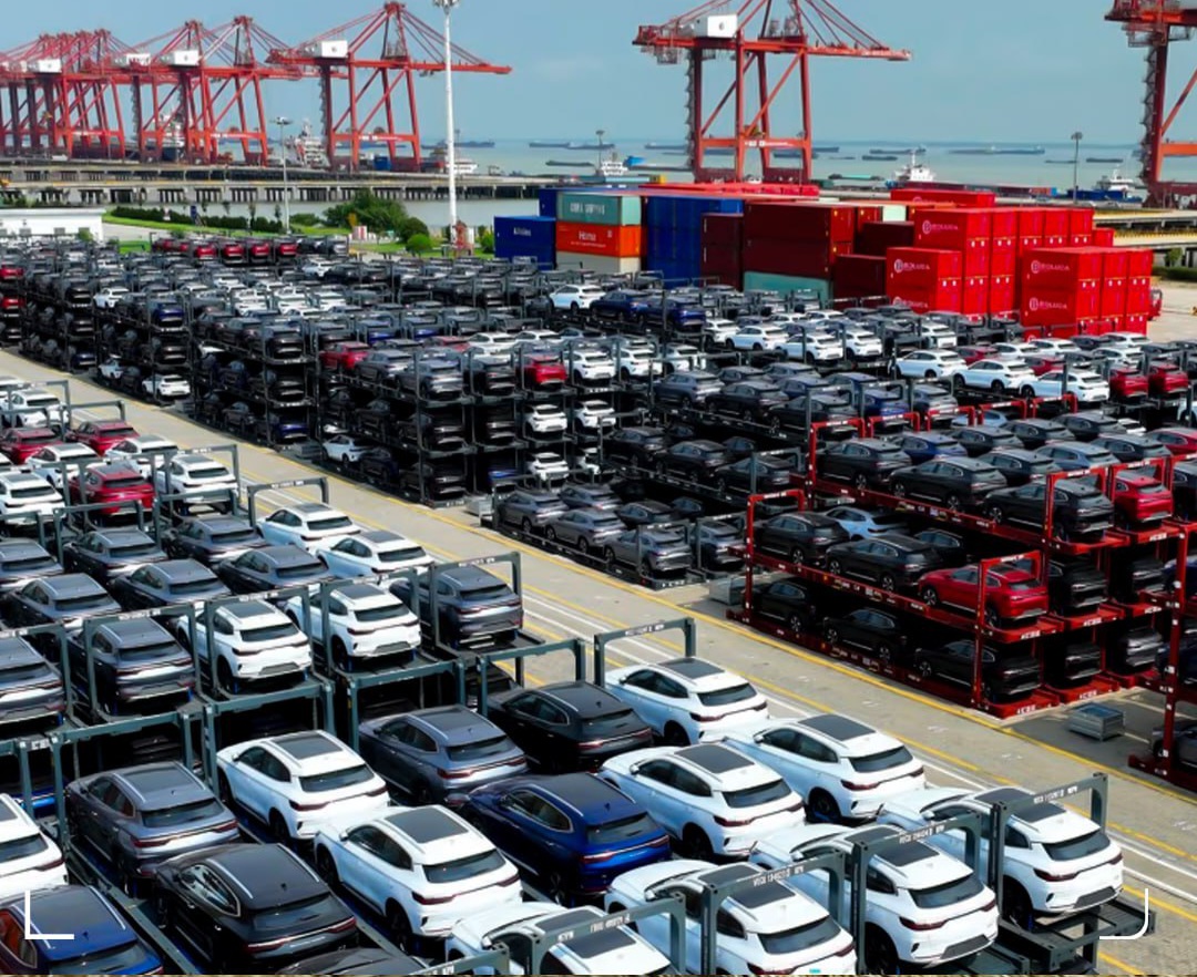 خودروسازان مدعی بی‌پولی، در صف واردات خودرو